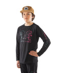 Model is 5' wearing size XL.