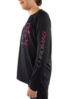 Model is 5' wearing size XL.