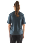 Camiseta Roam para mujer