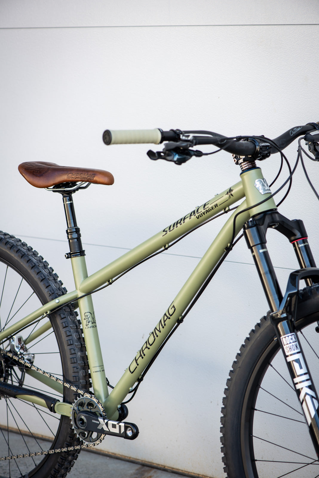 Surface Voyager Custom 2 tonos gris mate M