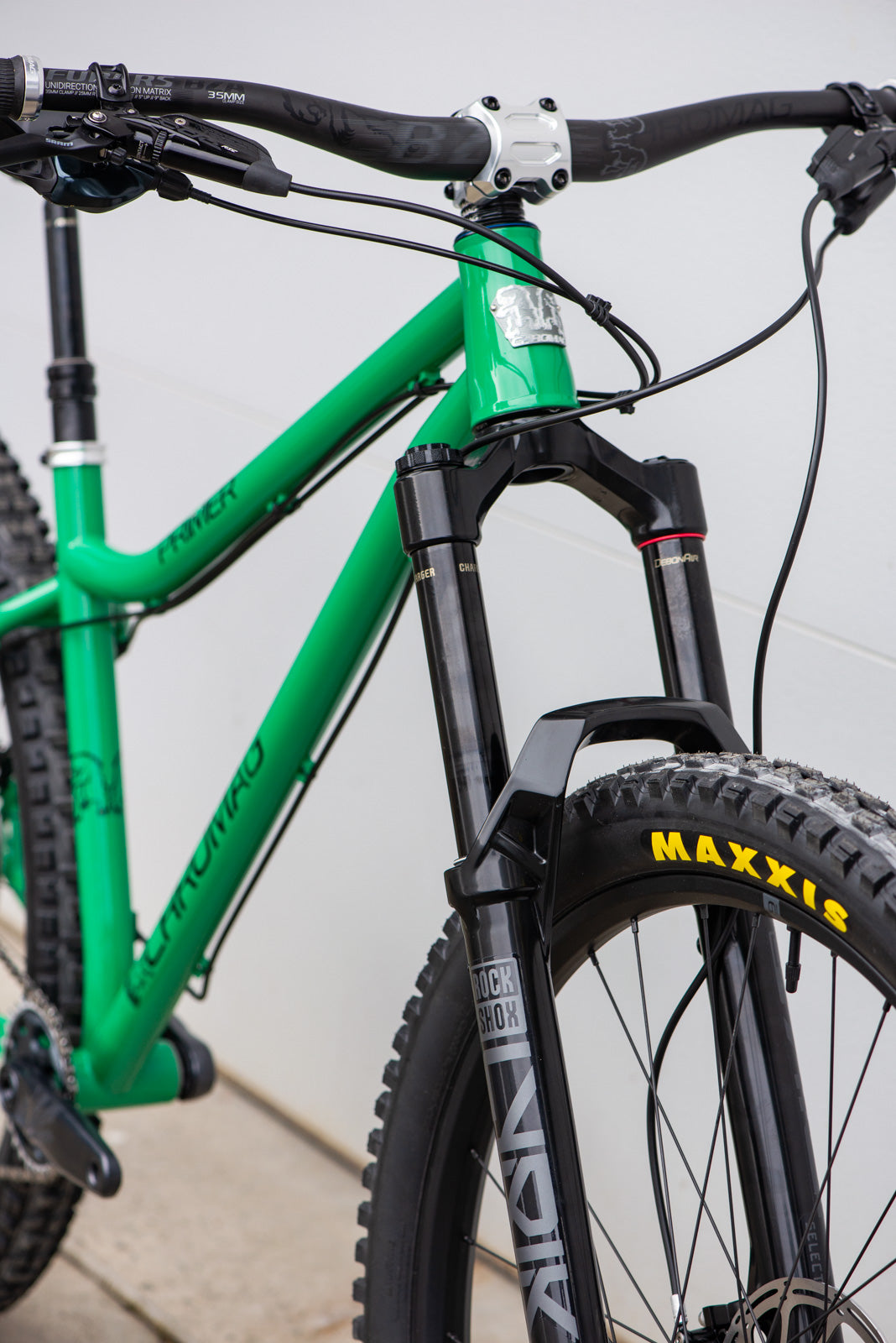 Primer Traffic Green